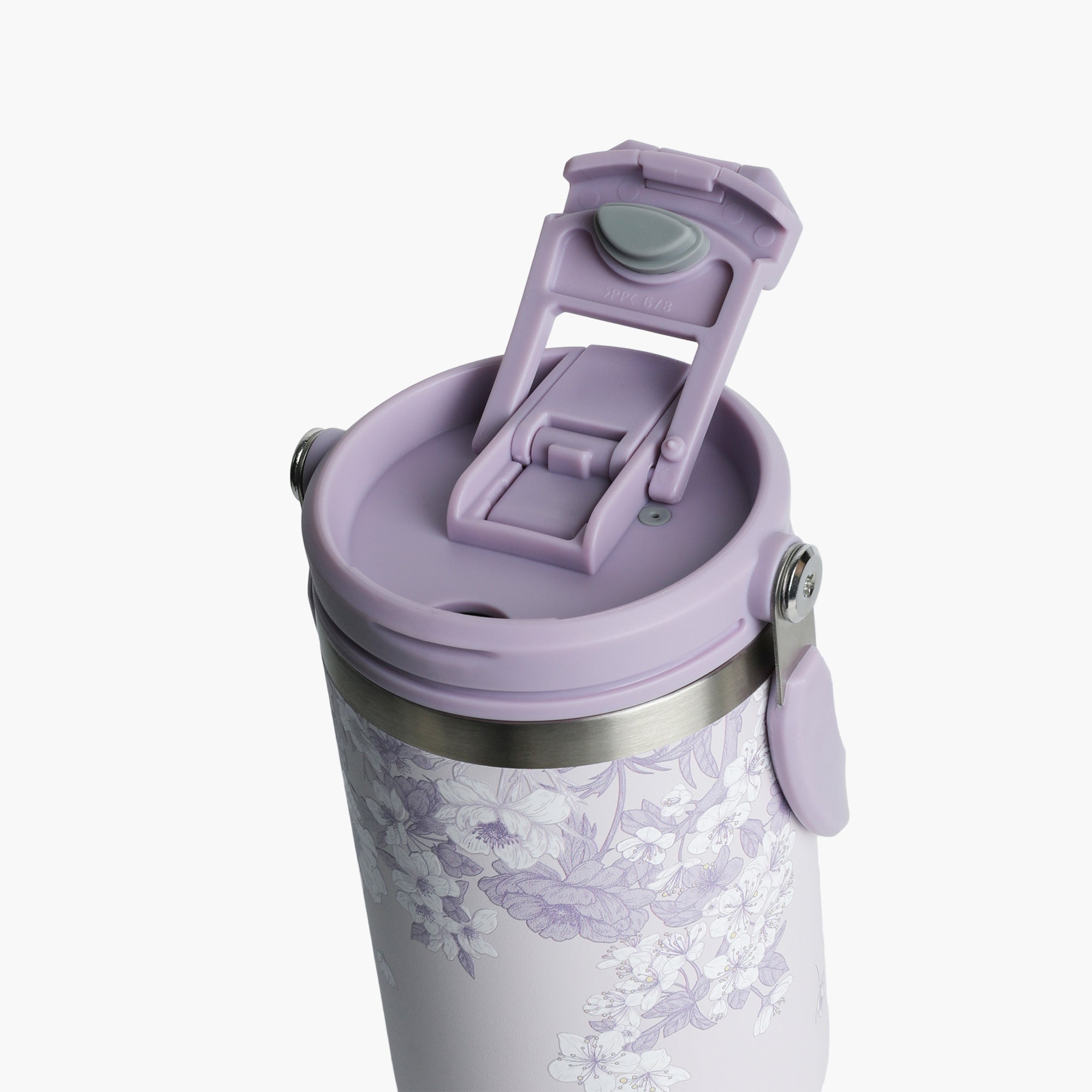 #Drinkware Style_ROAM Tumbler