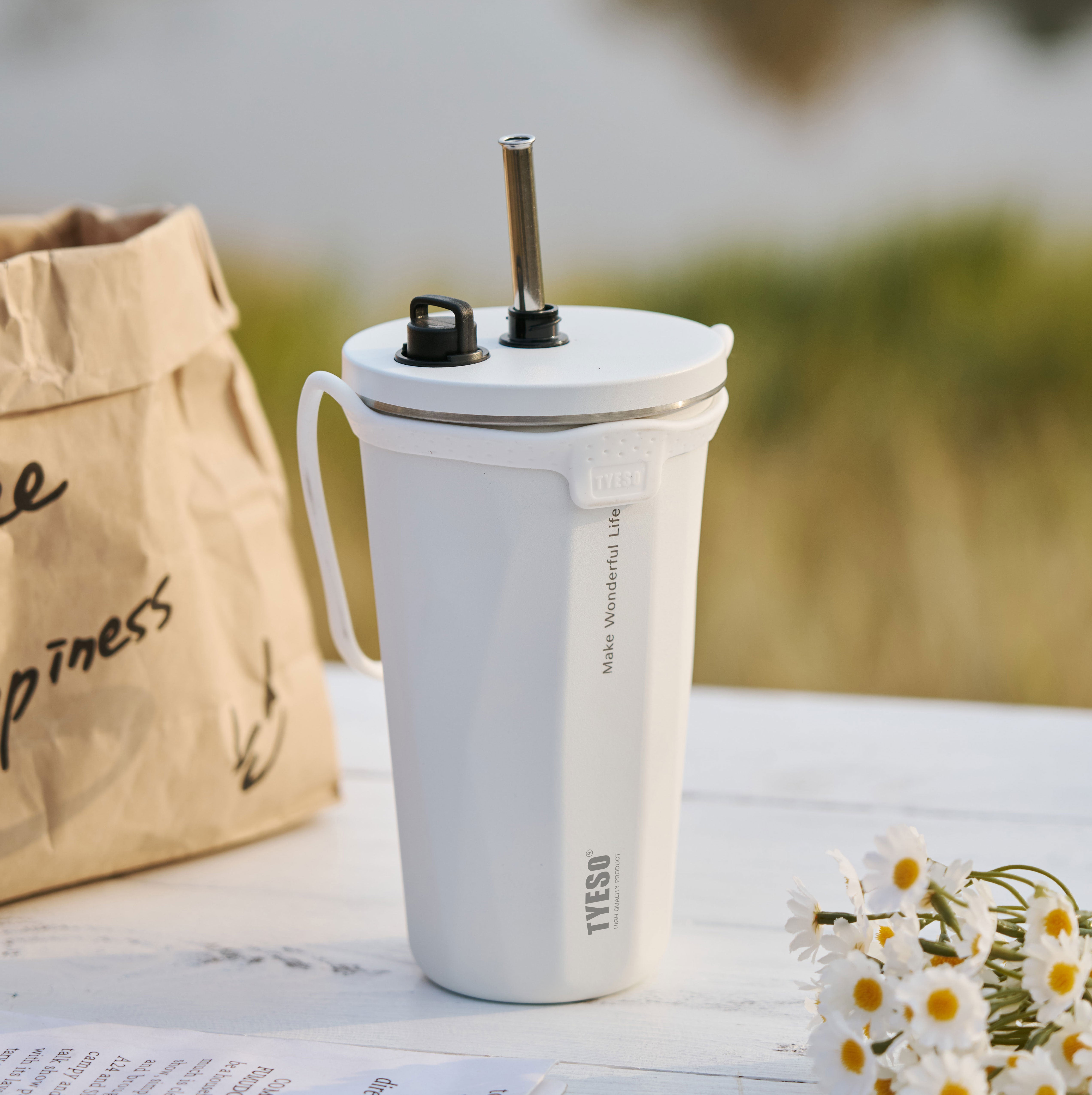 20oz(0.6L)- FLAIR Tumbler with Retractable Straw & Lid