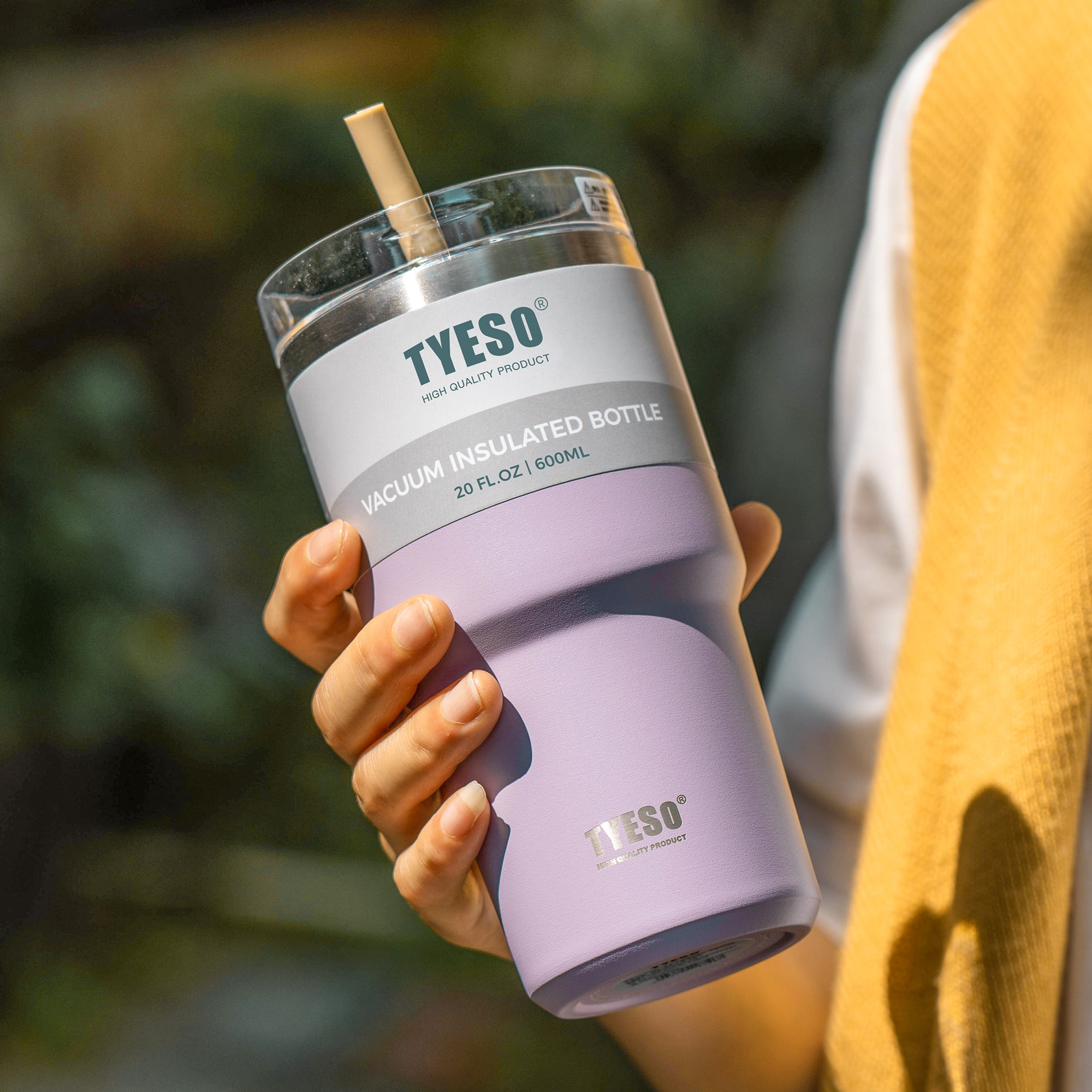 TYESO_Stainless Steel Tumbler with Straw 12_Purple_20oz usage