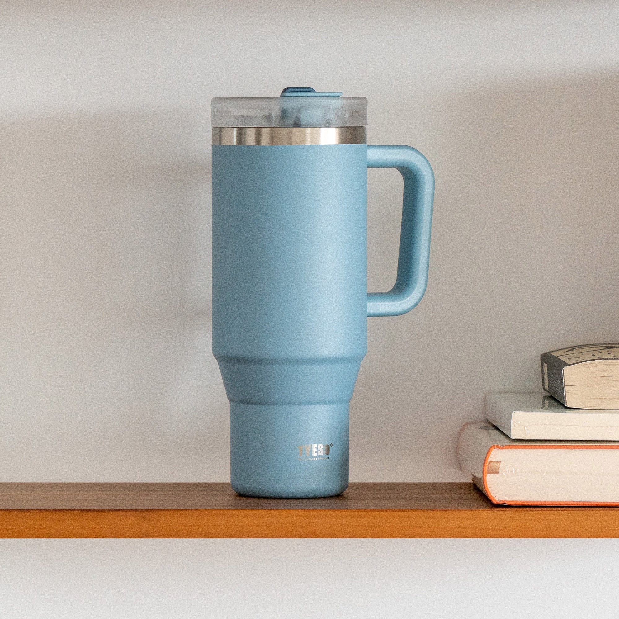 TYESO AURA Insulated Travel Tumbler in Dark Blue #color_dark blue