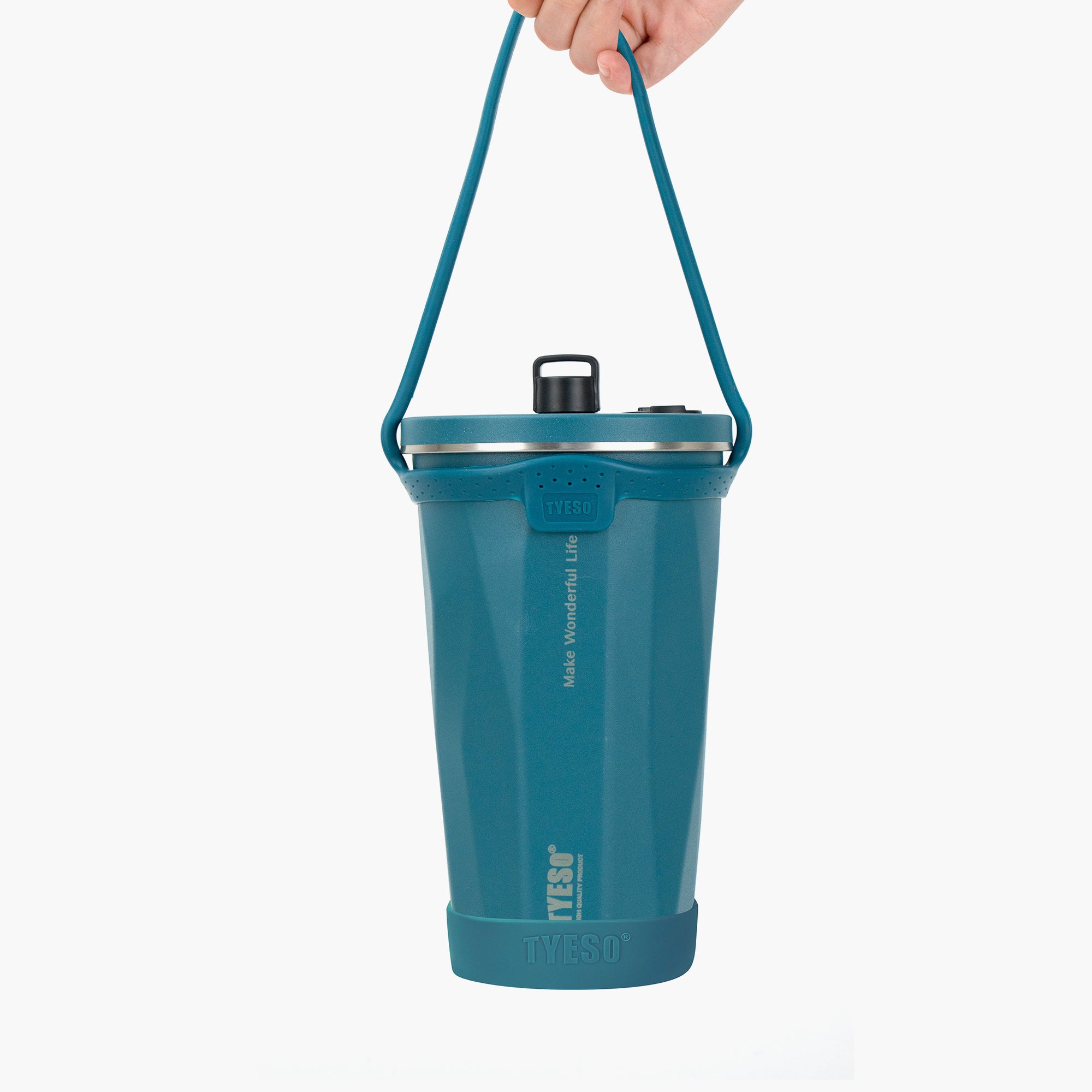 TYESO FLAIR Retractable Straw Tumbler in Solid Blue, 20 oz – lid detail #color_solid blue