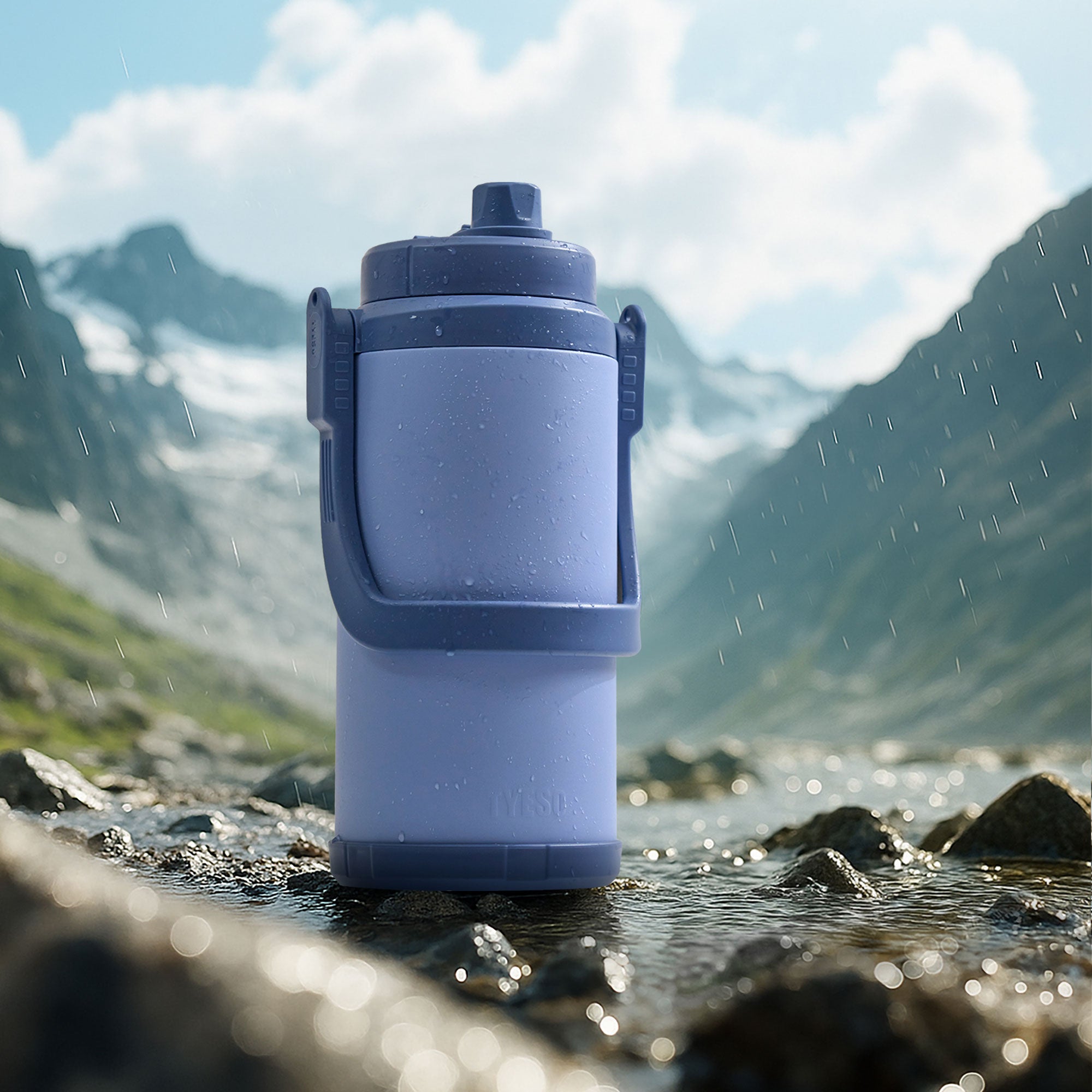 TYESO STOCK blue large sports bottle outdoors #color_blue