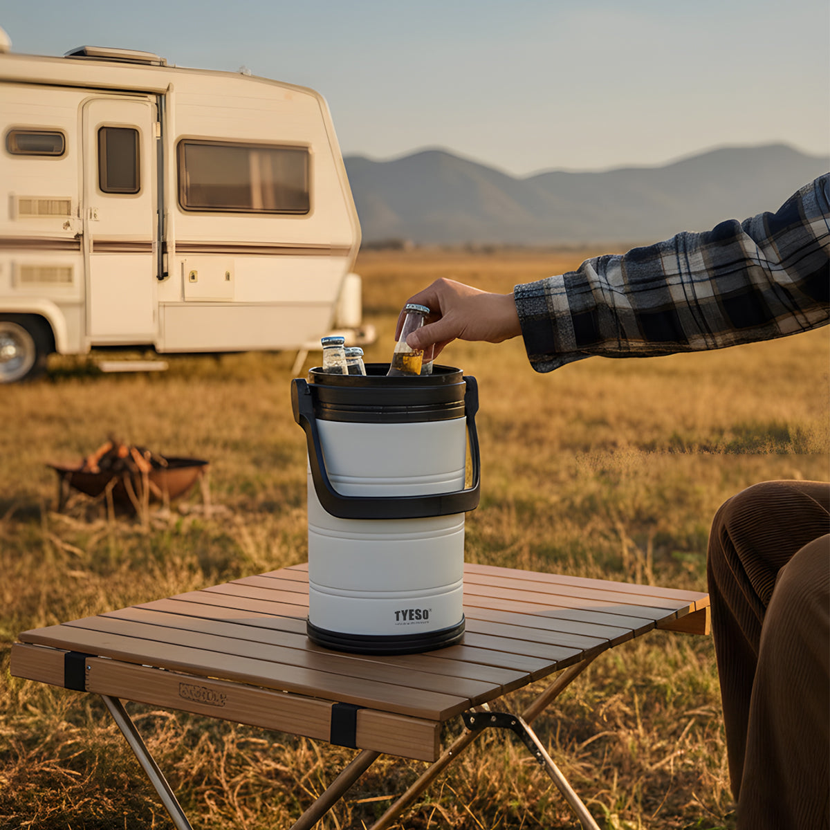 TYESO Why Choose a Large Capacity Vacuum Insulated Portable Cooler? – featured image