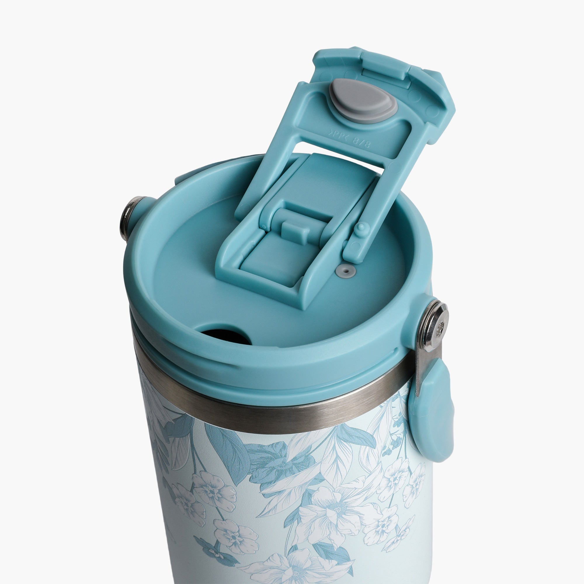 #Drinkware Style_ROAM Tumbler