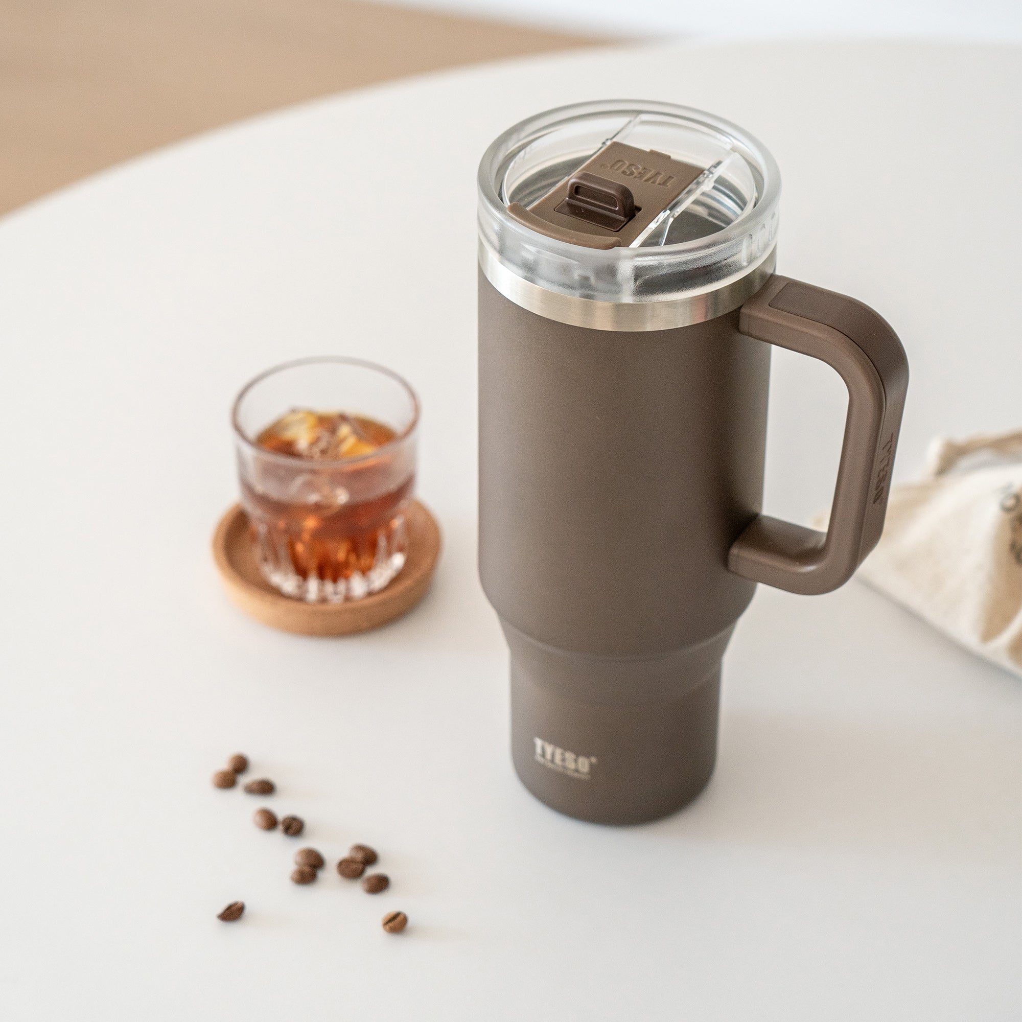 TYESO_AURA Vacuum Insulated Tumbler 32_Brown_30OZ top side