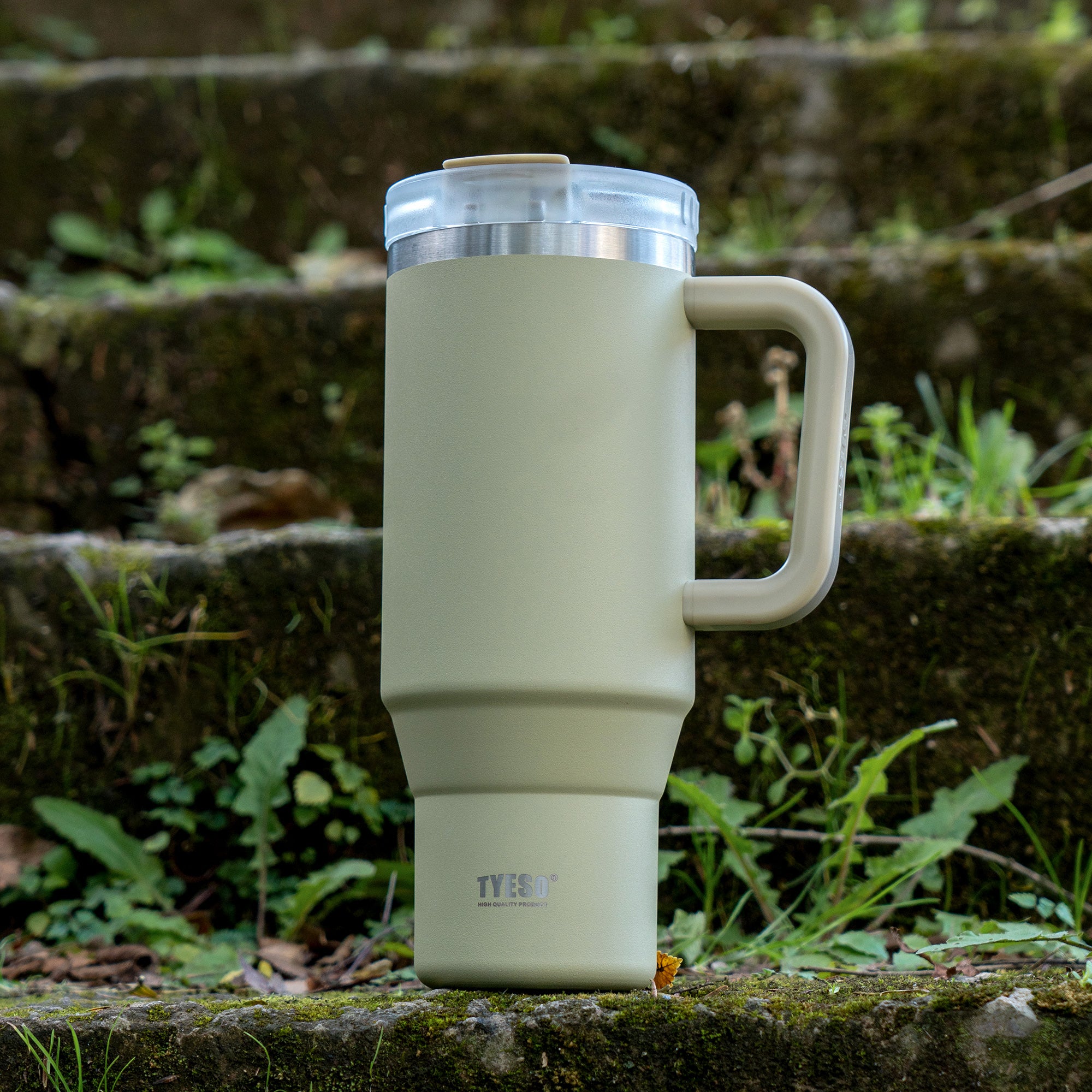TYESO_AURA Vacuum Insulated Tumbler 32_Light Green_30OZ side
