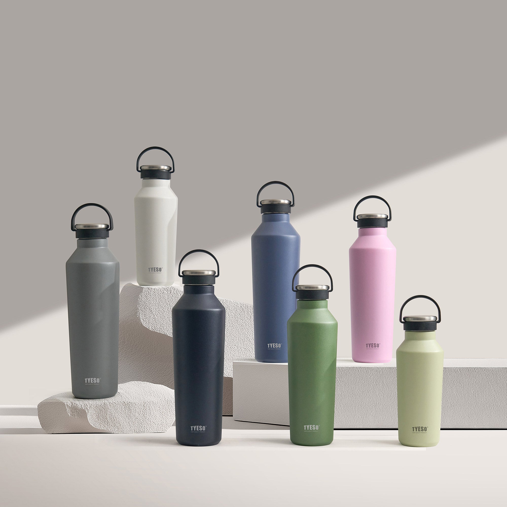 TYESO BEACON insulated sports water bottle collection in seven colors and three sizes #color_black
