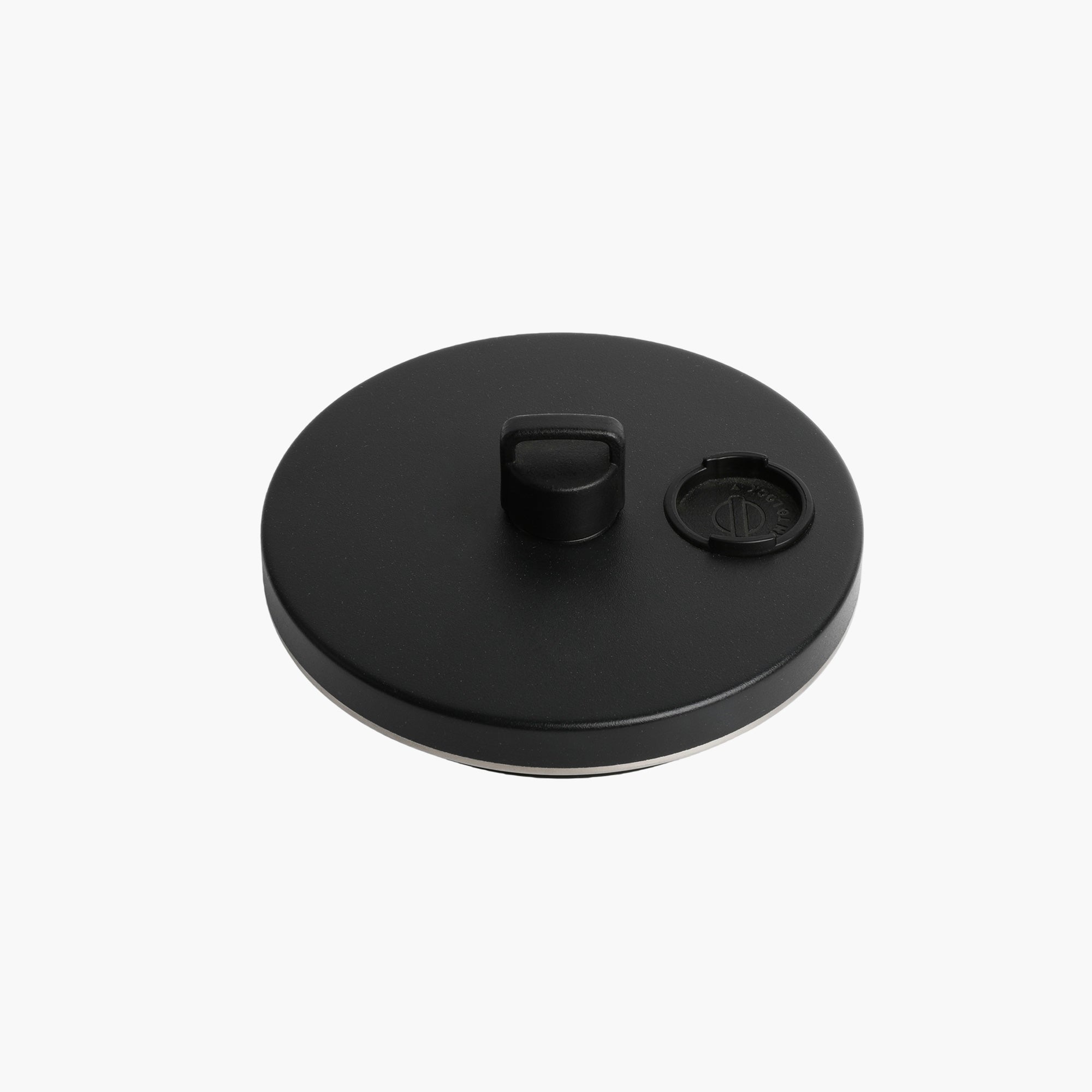TYESO Replacement Lid for FLAIR Tumbler in Silver – lid detail #color_silver