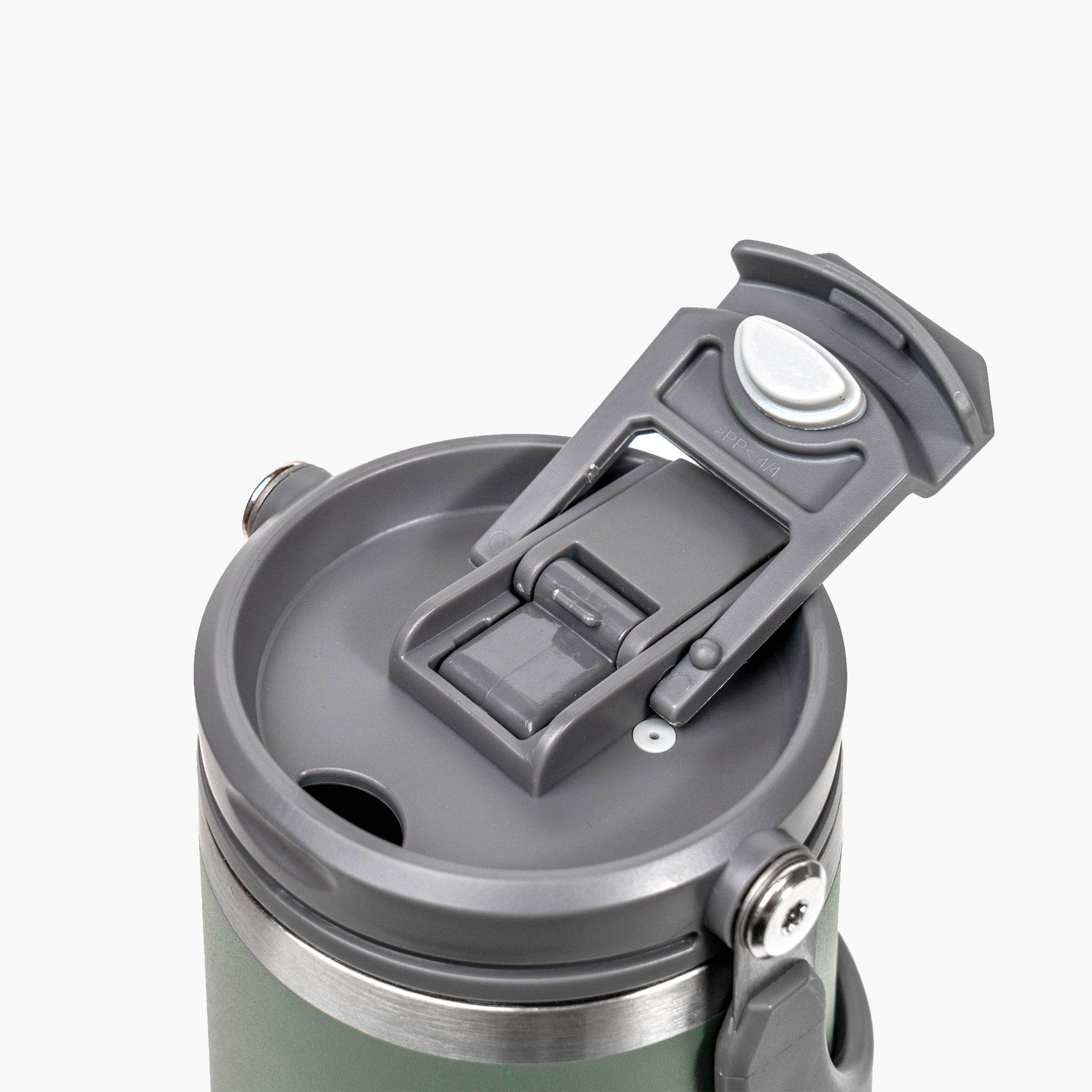 TYESO ROAM Straw Tumbler in Green – lid detail #color_green