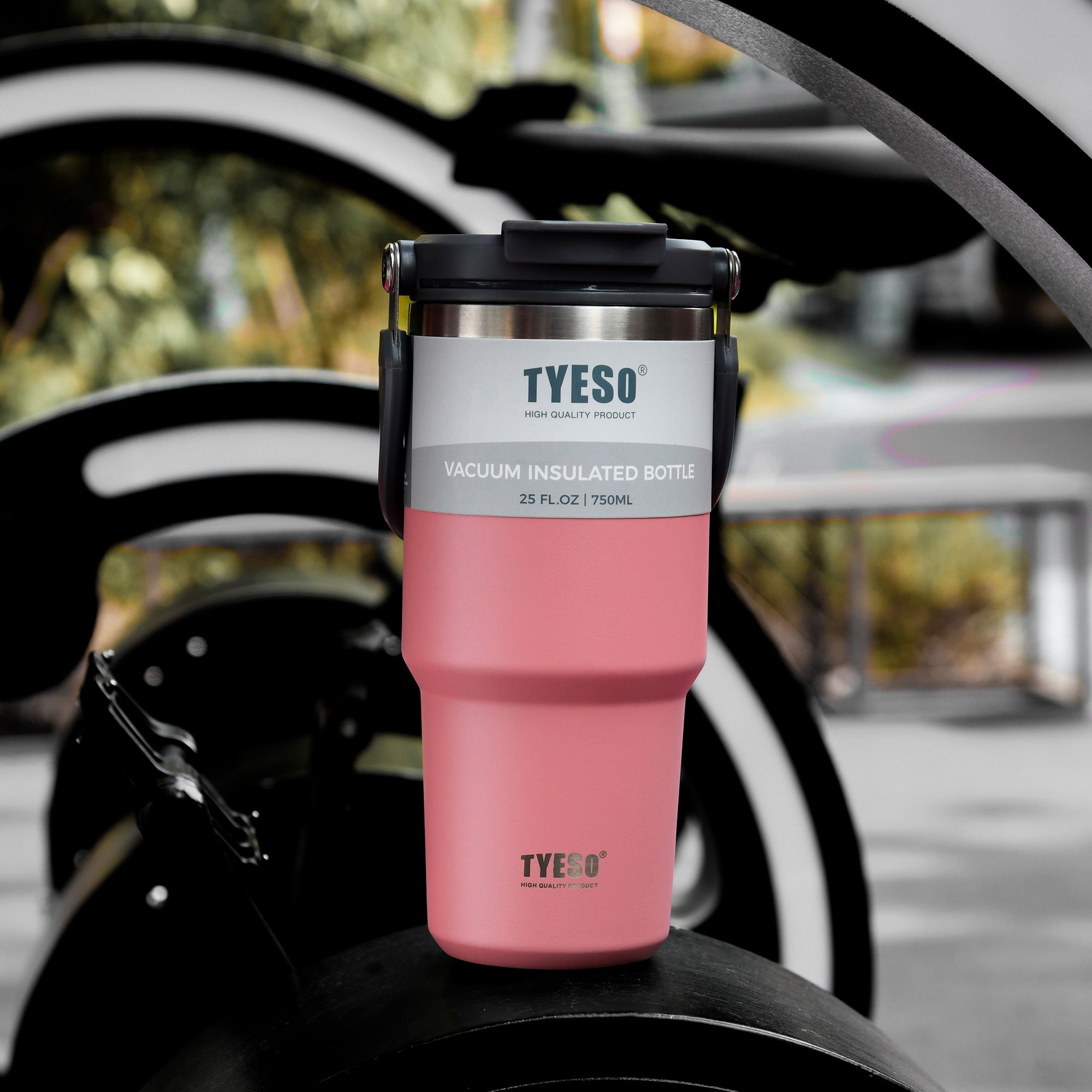 TYESO ROAM Straw Tumbler in Pink #color_pink